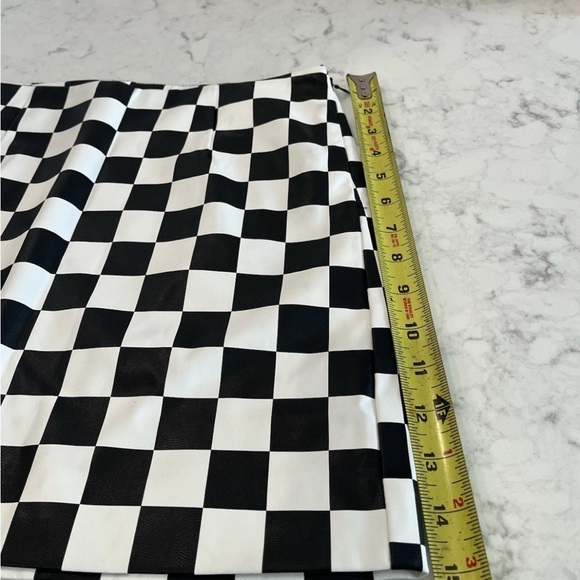Forever 21 Black and White Checkered Mini Skirt - Picture 3 of 6
